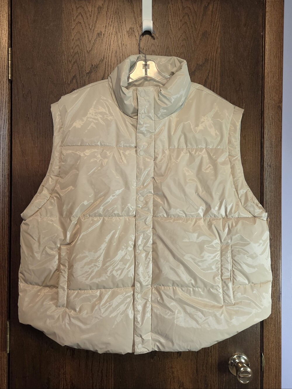 Offline By Aerie Women's Puffer Vest - Cream Sleeveless